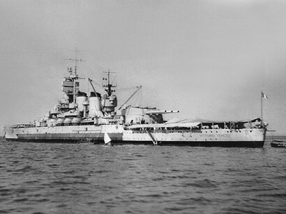 La Vittorio Veneto internata ai Laghi Amari, 1946 (coll. M. Cicogna)