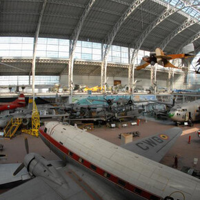 Hall de l'Aviation. Courtesy of Royal Army and Military History Museum