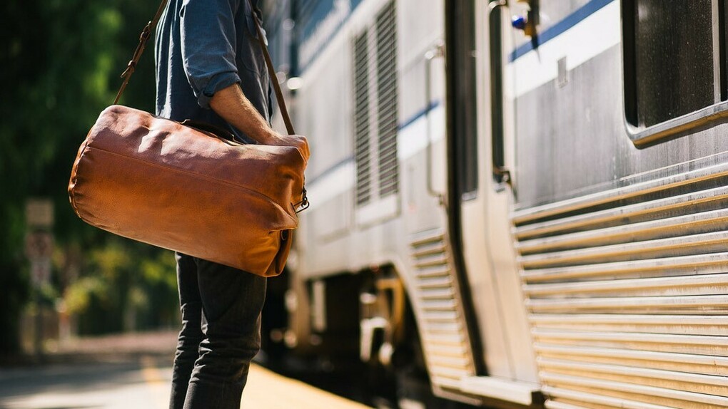 Modelo vintage de un bolso duffle