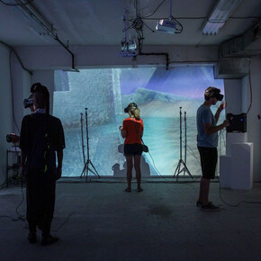 DiMoDA On Canal. Courtesy of Wallplay