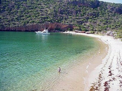 Puerto la Cruz, Venezuela. Playa cercana a la ciudad