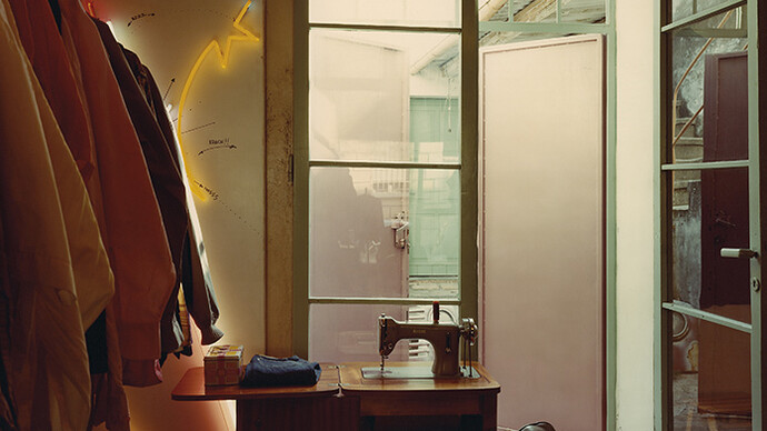 Guido Guidi, Via Emilia, Forlimpopoli (dettaglio), 1984. Cortesia di Viasaterna