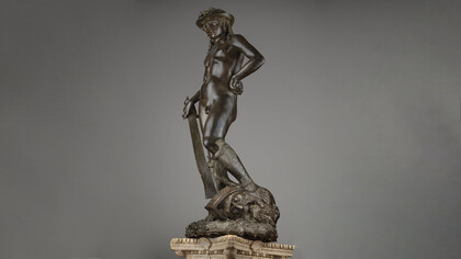 Donatello, David vittorioso, 1435-1440 circa. Firenze, Museo Nazionale del Bargello. Su concessione del Ministero della Cultura. Foto Bruno Bruchi