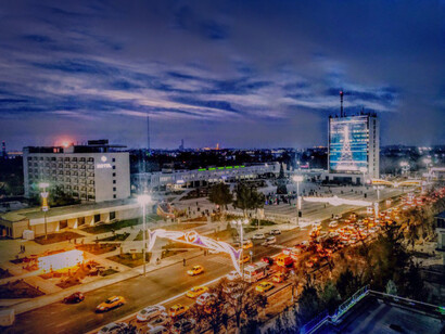 Vista panoramica de la ciudad de Navoi en Uzbekistán 
