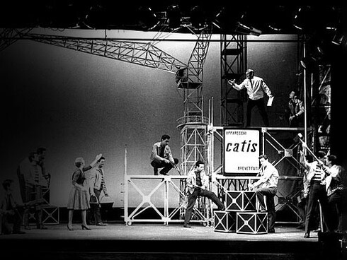Garinei e Giovannini. Delia Scala e Renato Rascel nella commedia musicale italiana "Il giorno della tartaruga" di Pietro Garinei e Sandro Giovannini, (1964)