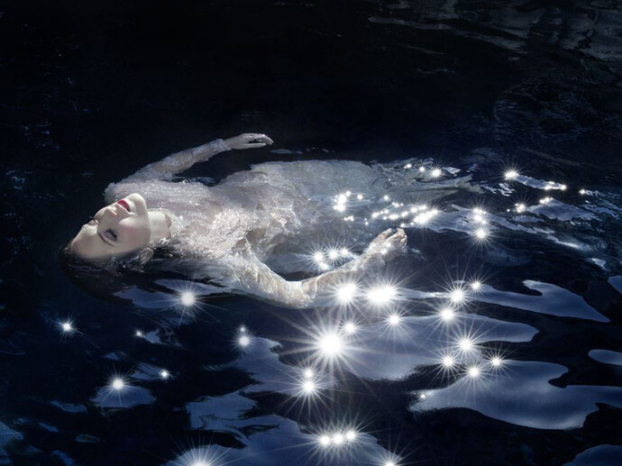 Elisabeth Caren, Ophelia No. 5, 3 of 6, 2014, C-Type Digital Print, Perspex mounted, 50.8 x 76.2 cm