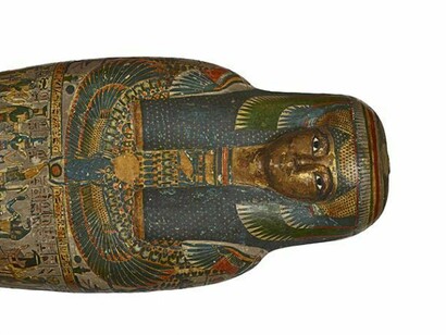 Cartonnage of a priestess, adult, casing with a gilded face, named Tayesmutengebtiu, also called Tamut. Found in Thebes, 22nd Dynasty (c. 900 BC). © Trustees of the British Museum
