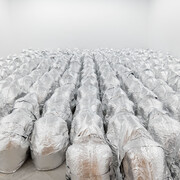 Kader Attia, Fantasma, 2007–2025. Cortesía del Centro Andaluz de Arte Contemporáneo. Foto por Pablo Ballesteros