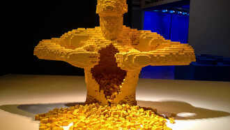 "Yellow", uma das obras mais famosas de Natham Sawaya
