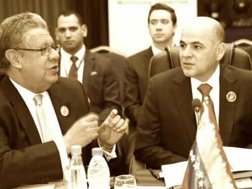 La delegación venezolana, encabezada por el ministro Quevedo (derecha), en la reciente cumbre de la OPEP