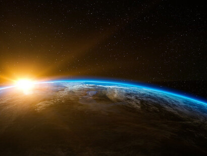 Galileo, in spite of the silence imposed to him by the Inquisition, set the final path of the science to understand the universe