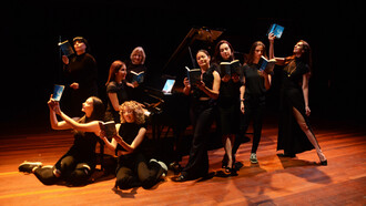 Elenco de la obra 'Elisa Lerner: 5 piezas breves' presentada por en Centro Venezolano Americano en Caracas, Venezuela