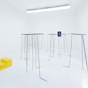 Expectations–Reality Gap, 2017, Galerie Jelení, objects (wood, metal, plaster, acryl), digital photography