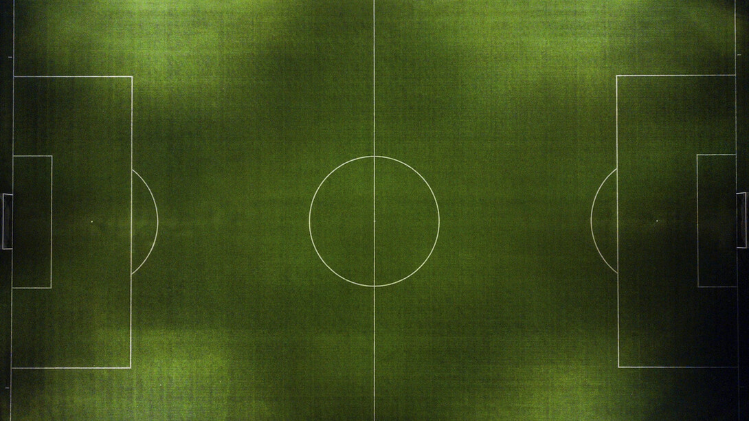 Cancha de fútbol a la espera de un partido