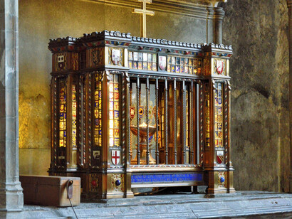 Inside All Hallows by the Tower
