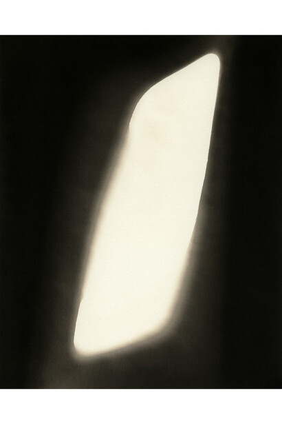 Alison Rossiter, From the series Air, Eastman Kodak Kodabromide G3, expired August 1948, processed 2014, Gelatin Silver Print, Unique © Alison Rossiter, Courtesy Yossi Milo Gallery, New York