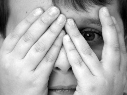 El dilema entre esconderse o mirar de frente al miedo