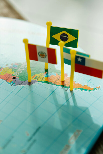 A diversidade cultural do mundo, a riqueza das diferentes visões, valores, crenças, práticas e expressões formam o nosso património comum e uma fonte de intercâmbios, inovação e criatividade, essenciais para a Humanidade