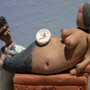 Quinto Ghermandi, Dalla necropoli PCI: la tentazione dell'archeologo (Nilde Jotti, Achille Occhetto), 1980 c., terracotta policroma.