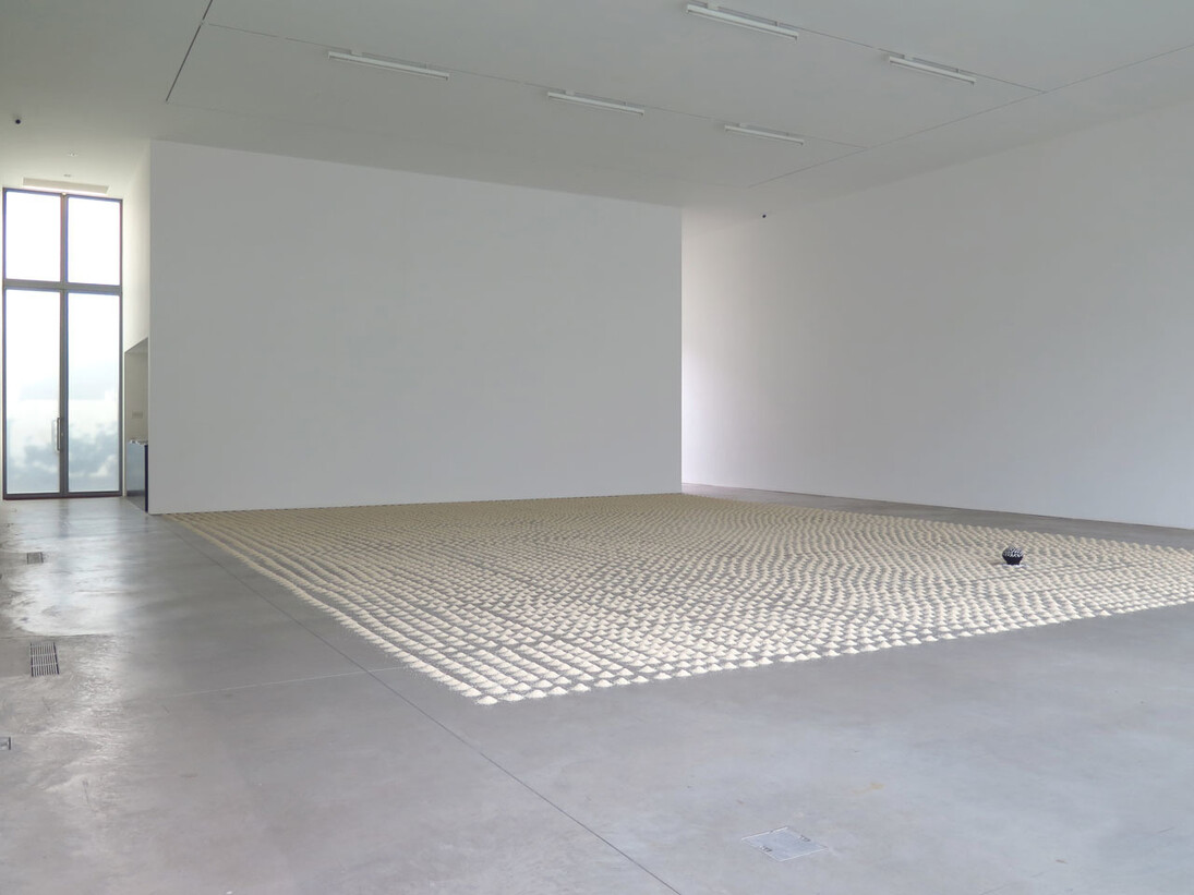Anselmo, Laib e Spalletti, exhibition view, Galleria Lia Rumma