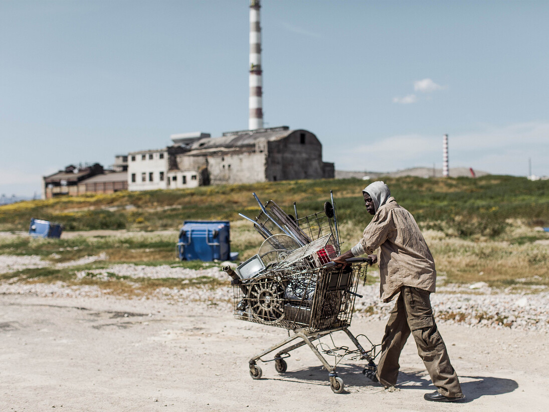 Stefanos Tsivopoulos, History Zero, 2013, video still, © StefanosTsivopoulos, Courtesy the artist and the Kalfayan Galleries, Athens-Thessaloniki  