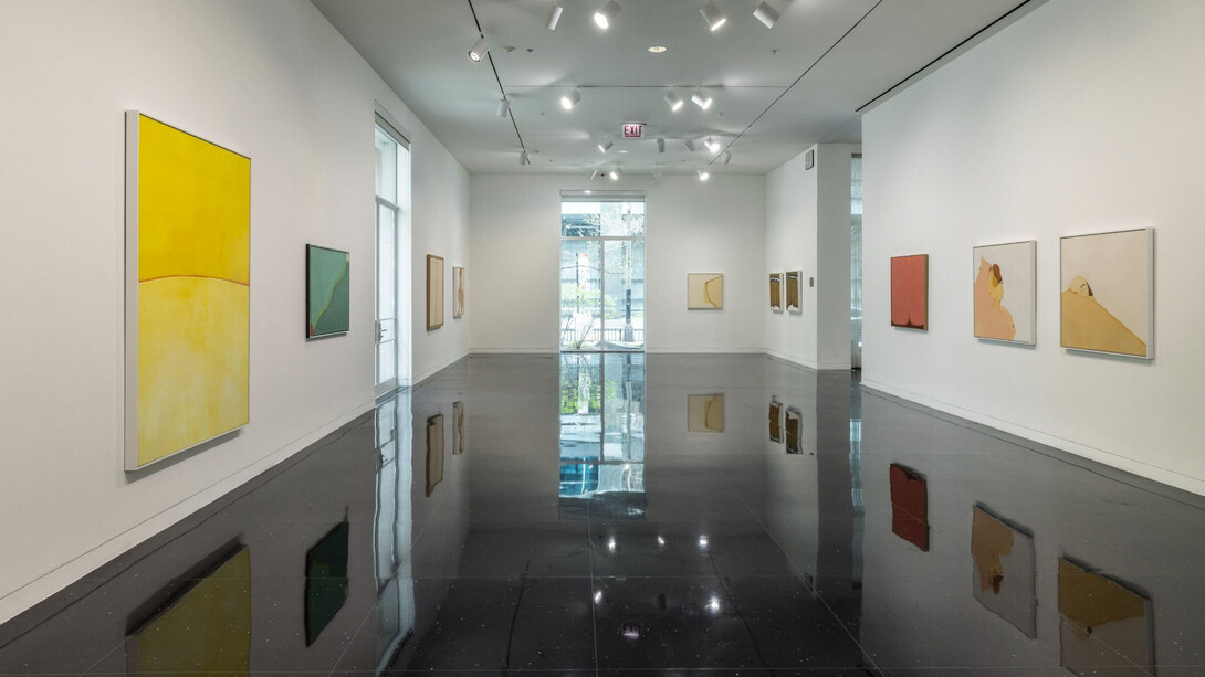 Huguette Caland, Bribes de corps, exhibition view. Courtesy of The Arts Club Of Chicago