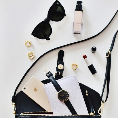 Oggi il lusso è spesso più narrativo che materiale: non riguarda solo l’oggetto, ma l’immaginario, l’identità e l’emozione che un brand riesce a trasmettere