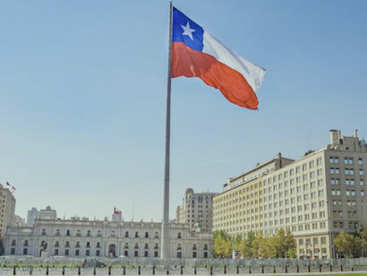 La contraparte de estos cambios liderados por una nueva generación de políticos está ciertamente en el Parlamento