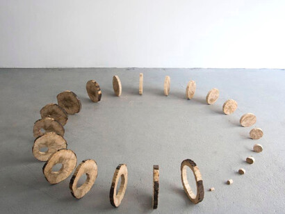Zero 2012 : Julia Gault. Courtesy the artist and Laure Roynette Gallery