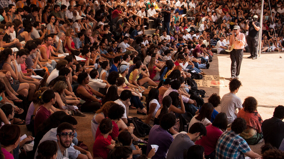 Clase de magistral con Boaventura de Sousa Santos, universidad de Brasilia, Brasil