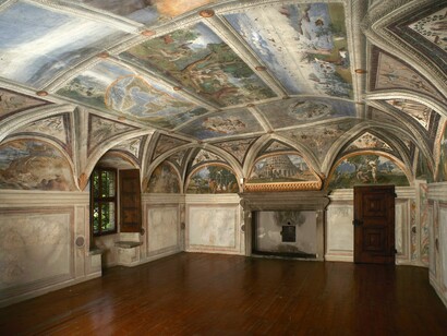 Affreschi presenti in una delle stanze di Palazzo Besta, Sondrio, Lombardia, Italia