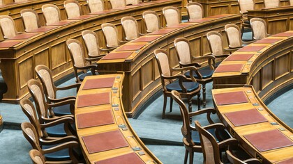 Assistimos na Europa à (re)emergência da destruição da democracia