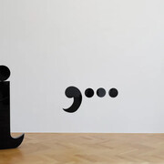 Valie Export und Ketty La Rocca, Body sign, ausstellungsansicht. Mit freundlicher genehmigung der Galerie Thaddaeus Ropac
