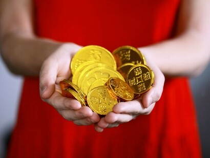 How is it possible to obtain a profit though from an element that is absent from the market?