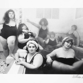 William Klein, Club Allegro Fortissimo, Paris, 1991. Platinum palladium print, printed later
56,5 x 77 cm. Edition of 20, signed in pencil on print recto, numbered in pencil on print verso. Courtesy of Fifty One Too