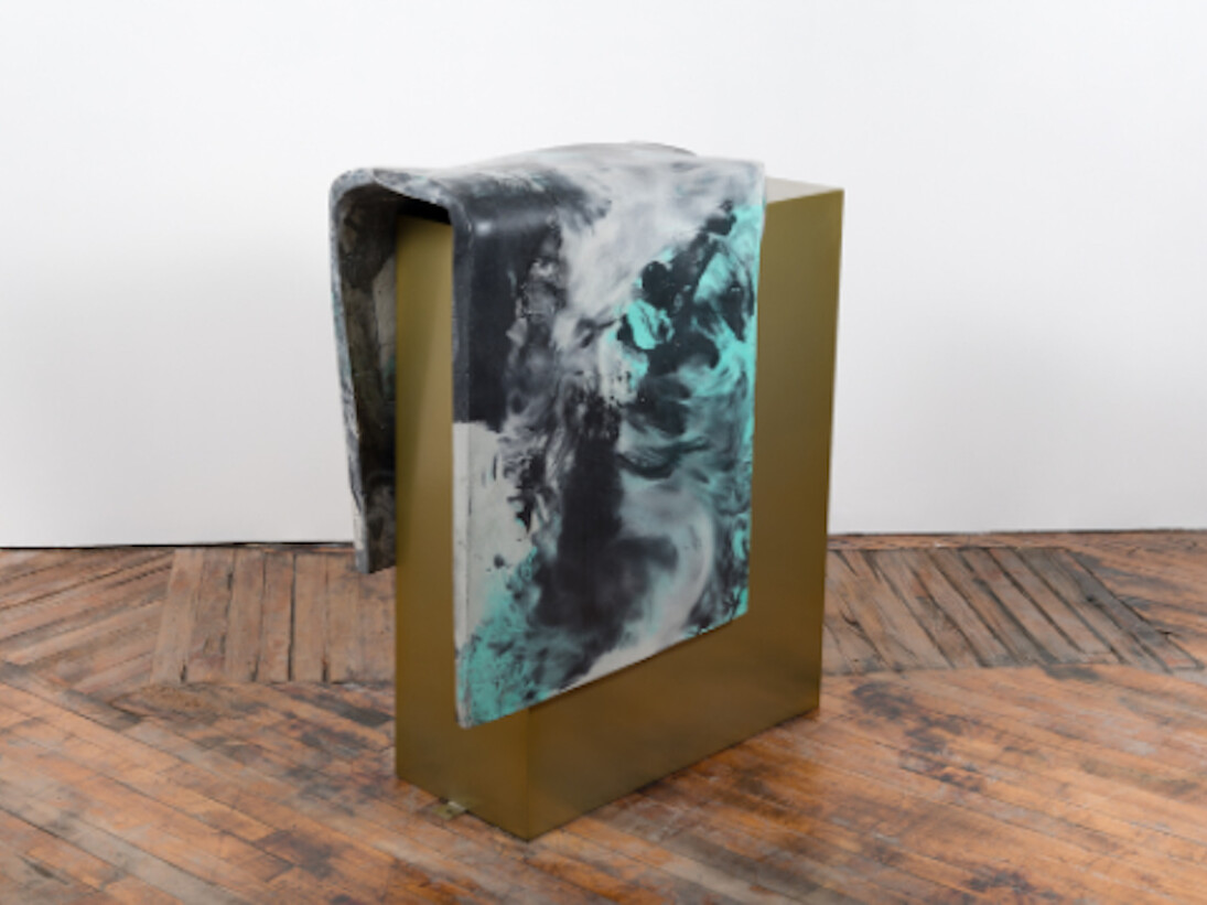 Liminal, Exhibition view. Courtesy of LMAKgallery