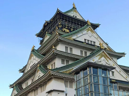Close up shot of the main keep of Osaka Castle, Osaka, Japan