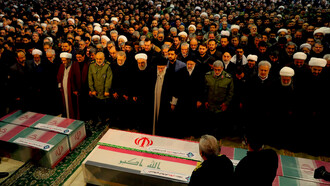La plana mayor del régimen de los ayatolás en el funeral de Suleimani