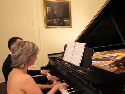 Carles and Sofia in a concert
