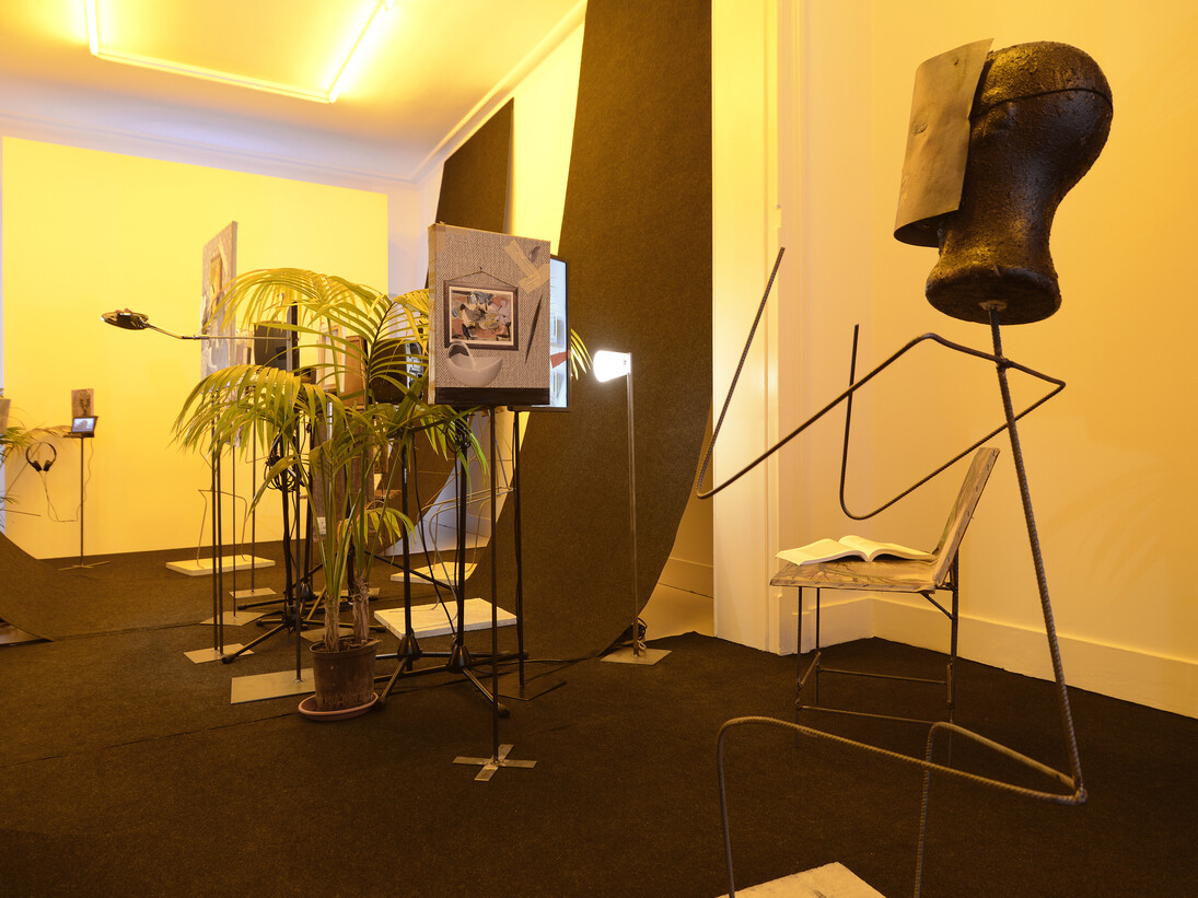 Laure Prouvost, The Meeting, Installation view, Motinternational Brussels, 2014