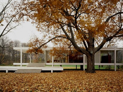 Farnsworth House di Ludwig Mies van der Rohe