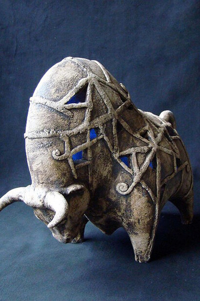 Bull by Roman Khalilov