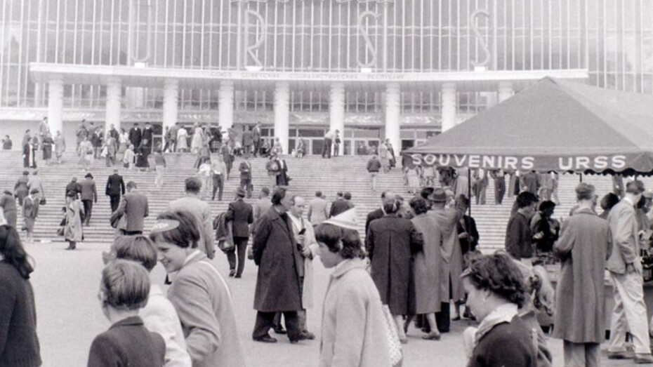 People of 58. Courtesy of Atomium