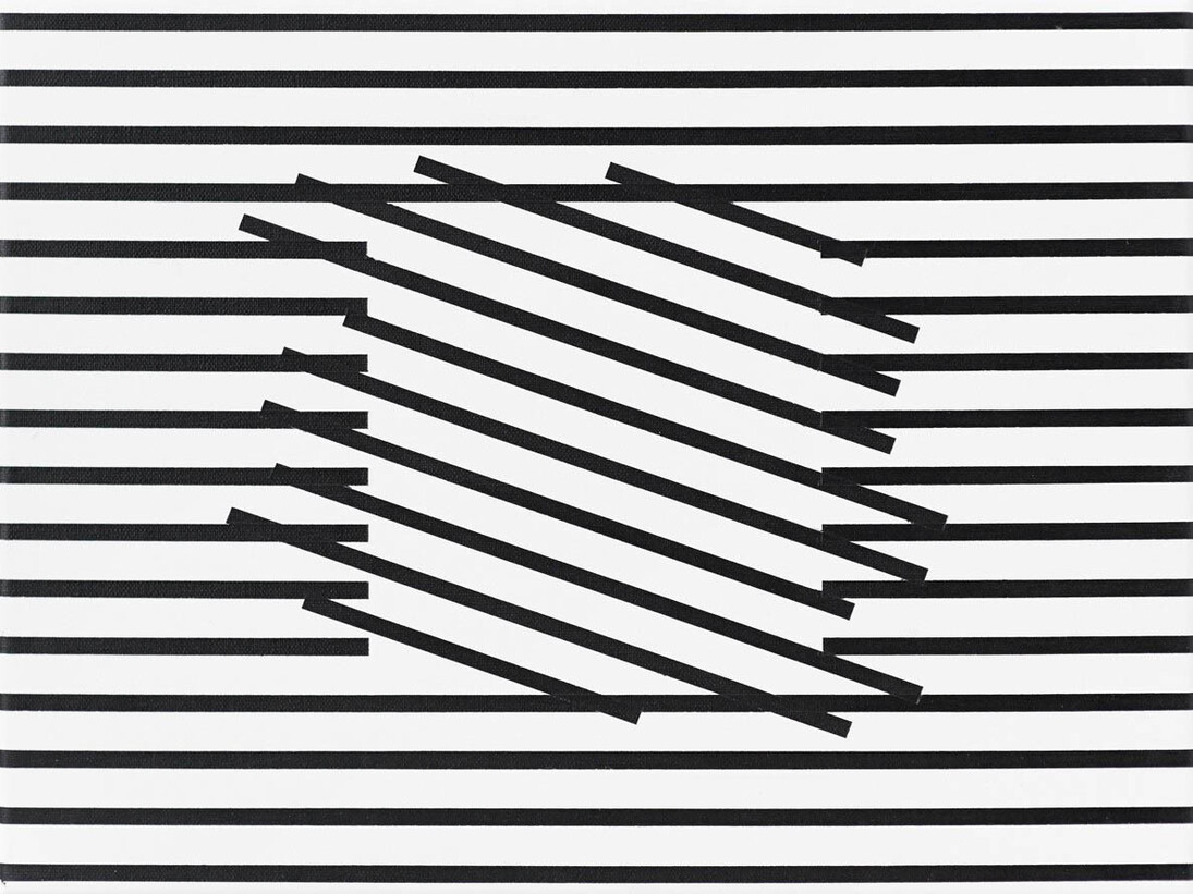 Esther Stocker, Untitled, 2015, painting, acrylic on canvas 140 x 160 cm. Copyright Meinrad Hofer, Courtesy Galerie Alberta Pane