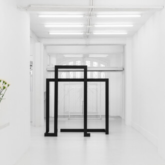 Varios artistas, Espacios de tiempo, vista de exhibición. Cortesía de Casado Santapau