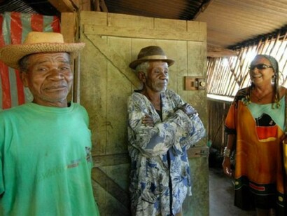 Manina e gli anziani