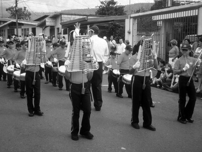 Desfile de celebración de la independencia, en Turrialba. Foto: Luko Hilje