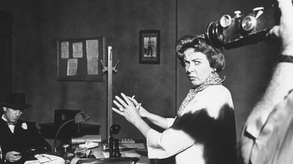 Ida Lupino fue una figura pionera en el cine clásico de Hollywood, tanto frente como detrás de cámara