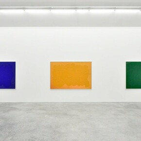 A cappella, Exhibition view. Courtesy of Almine Rech