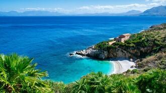 Riserva Naturale dello Zingaro, spiagge, sentieri e calette tra Castellamare del Golfo a San Vito Lo Capo
